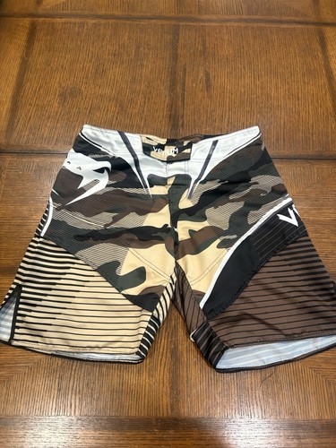 Pantaloncini uomo venum mma - da,