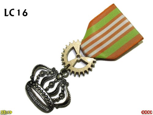 Steampunk distintivo gotico