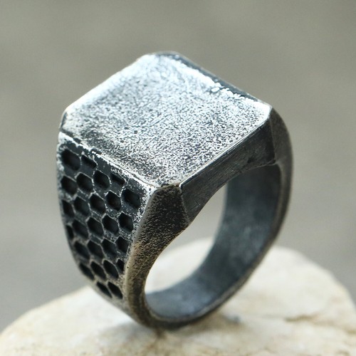 Anello con sigillo - , modello