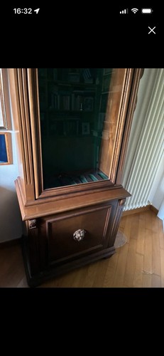 Vetrina legno marrone con