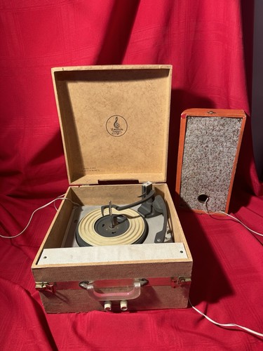 Antico giradischi fonoradio