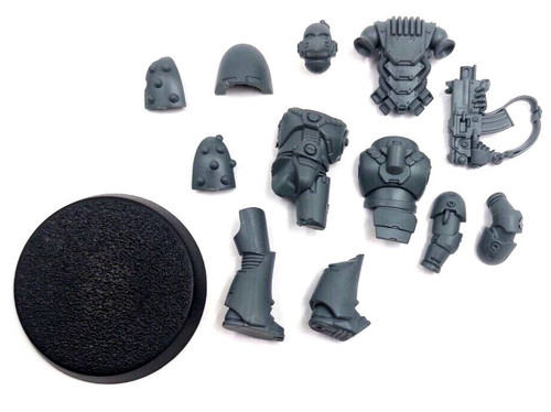Horus heresy 30k - horus,