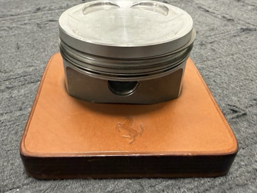 Pistone ferrari base in - base,