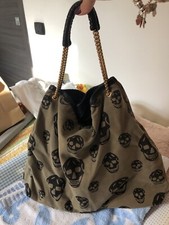 alexander mcqueen borsa