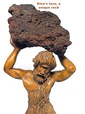 Antica statua ciclope polifemo in legno e pietra lavica dell'etna