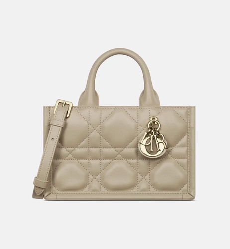 Nwt christian dior - nwt,