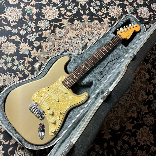 Chitarra elettrica usata