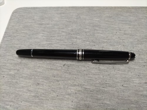 Penna montblanc usata - penna,