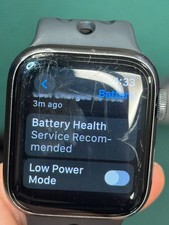 Apple Watch Series 4 Nike