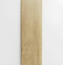 BATTISCOPA EFFETTO LEGNO IN GRES PORCELLANATO 7,5x60