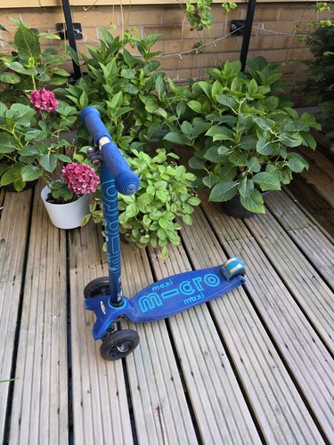 Micro maxi scooter - scooter, età