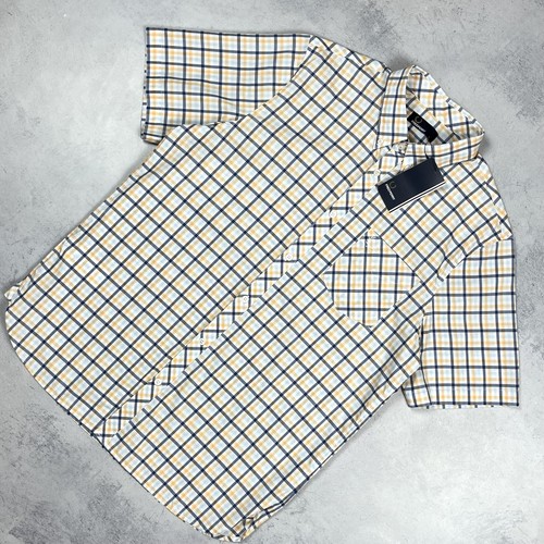 Nwt fred perry - nwt, four