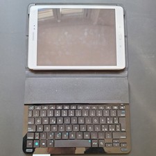 Samsung Galaxy Tab A SM-T555 con tastiera bluetooth
