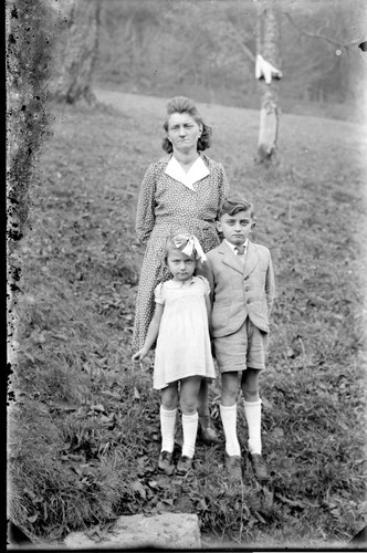 Portrait woman children - portrait,