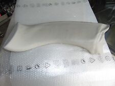 RIPARO LATERALE INFERIORE DESTRO CONSOLLE CENTRALE MASERATI 3200 GT 9810008