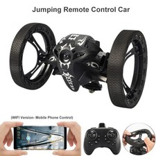 Q207 RC Jumping Stunt Car con