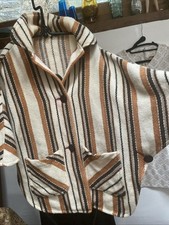 Giacca con cappuccio gallese a