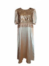 Vestito sartoriale lungo stile Liberty con applicazioni di paillettes e frange