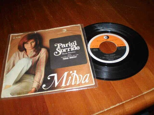 Milva parigi sorride - parigi, /