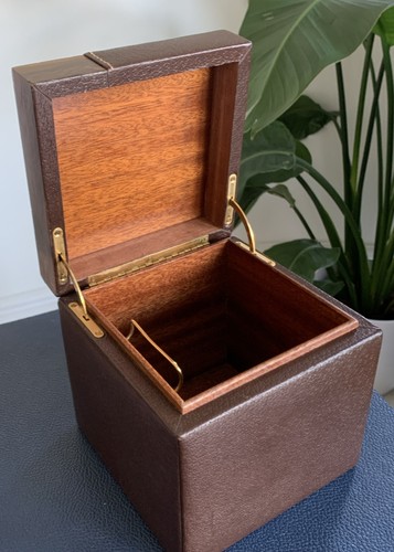 Luxury trinket box - box, in