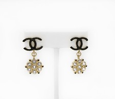 CHANEL Black and Gold Metal