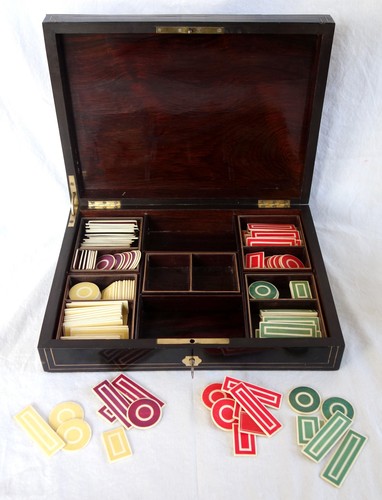 Coffret boîte jeux - à,