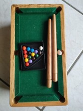 Mini tavolo da biliardo Vintage accessoriato in legno