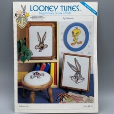 Libretto punto croce Looney