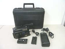 Videocamera VHS compatta JVC