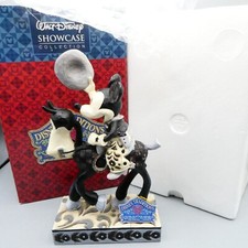 Enesco Disney Showcase