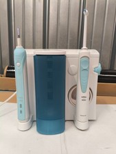 Oral-B Oral Center Idropulsore con Spazzolino Elettrico Ricaricabile