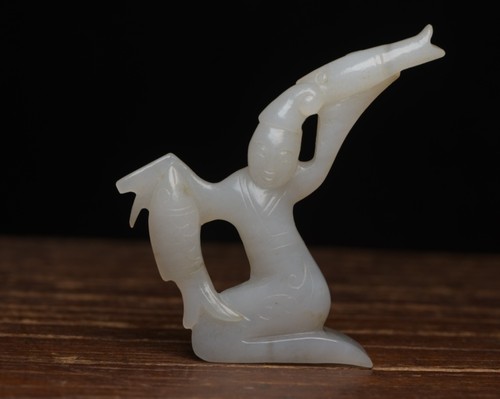 Statuina cinese giada bianca