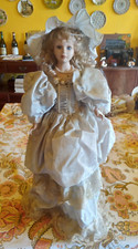 Bellissima bambola vintage in biscuit (qualche difetto, leggere la descrizione)