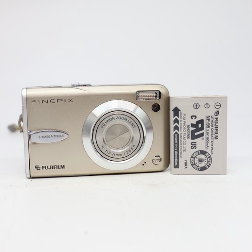 Fujifilm finepix f30 3 - fujifilm,