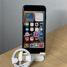 Apple iPhone 7 - 32 GB - Black