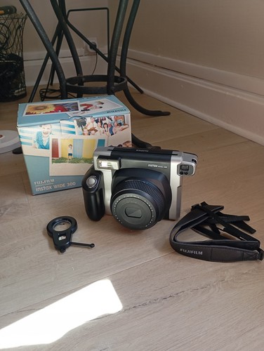 Fujifilm instax wide 300 - wide,