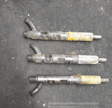 166001137R Iniettore diesel  DACIA LOGAN 1.5 dCi (63Kw) SW 5p/d/1461cc