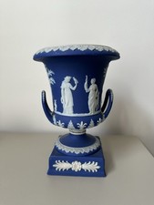 vaso urna con manico antico