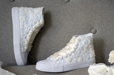 Sneakers da sposa avorio fatte