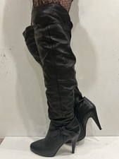 Stivali sopra il ginocchio