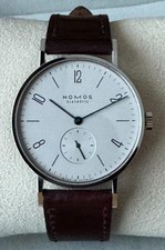 NOMOS GLASHÜTTE Tangente