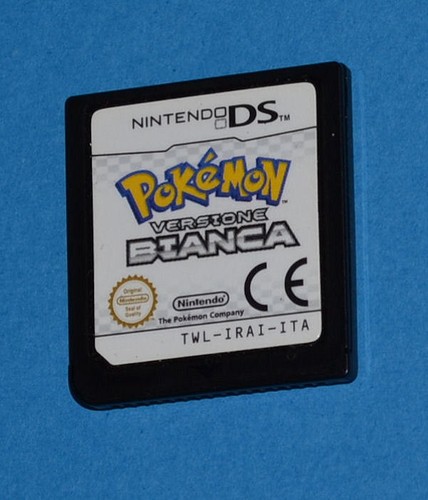 Pokemon versione bianca - -,