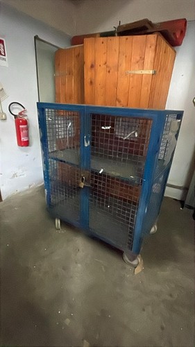 Contenitori ferro da - in,