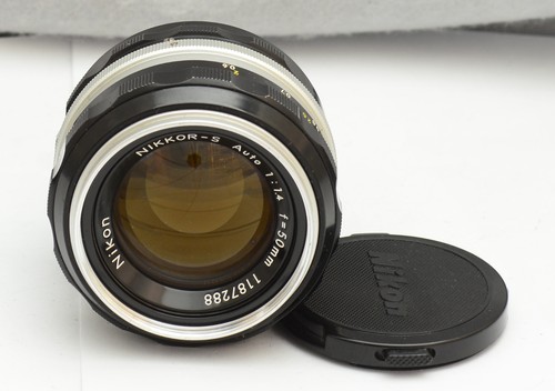 Nikon nikkor auto - auto, 1:1,4