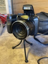 Fuji Fujifilm Finepix S2800HD
