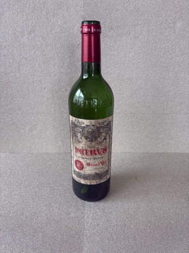 Bottiglia vino vuota petrus - bottiglia,