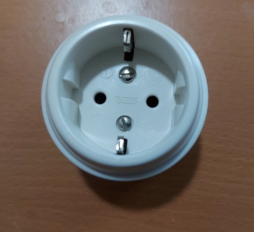 Presa elettrica esterna 220v - presa,