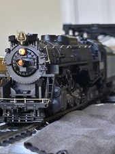 AHM/Rivarossi 2-8-4 Berkshire