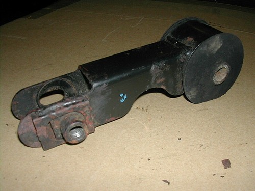 Supporto stabilizzatore motore