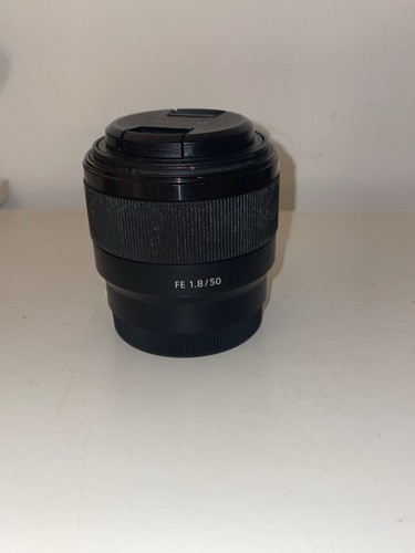 Sony sel50f18f 50mm - 50mm, f1.8